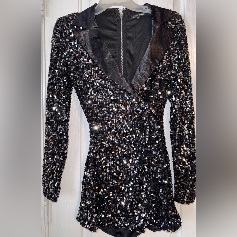 Fashion Nova NWOT Runway Style Sequin Romper - Picture 3 of 13